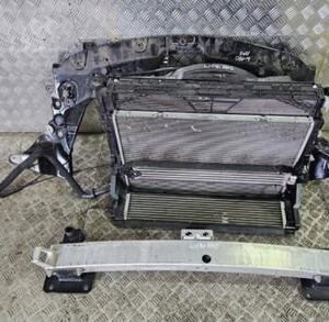 Mercedes AMG W190 190 4.0 Schlossträger