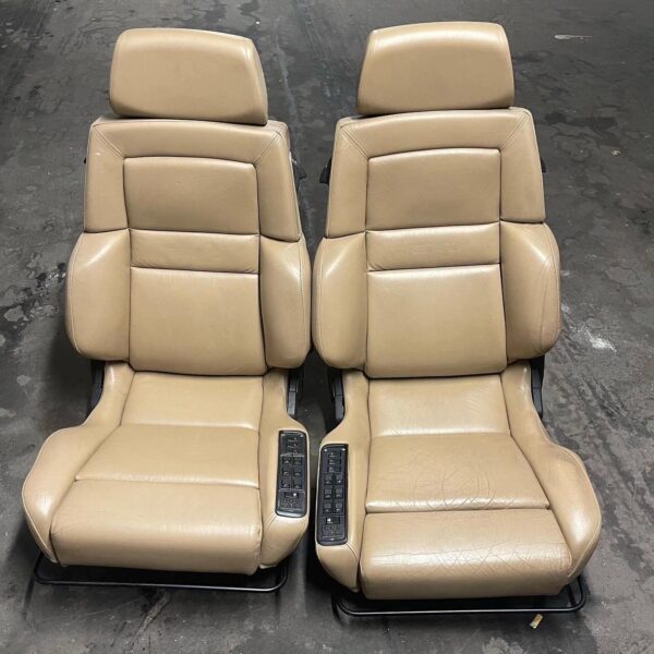 RECARO CSE Beige Leather Seats