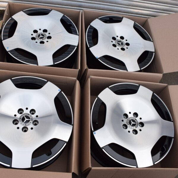 Mercedes-Benz Rim Set