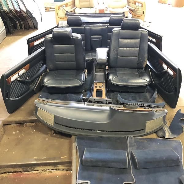 Mercedes-Benz W126 Interior