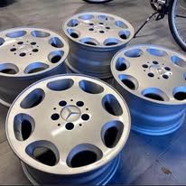 Mercedes-Benz W124 AMG Wheels