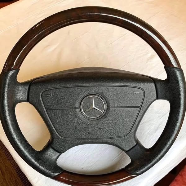 Mercedes-Benz Classic & Retrofit Steering Wheels