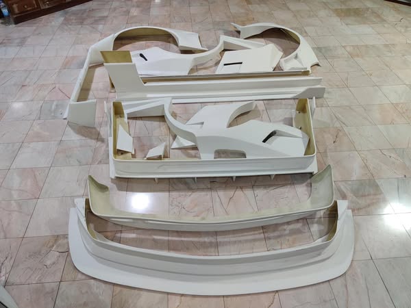 Mercedes-Benz W124 KBD Widebody Kit