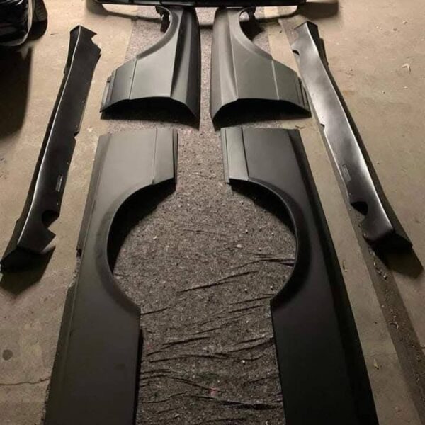 Wide Body Kit for Mercedes-Benz W126