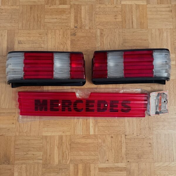 Mercedes-Benz Reflector - New Arrivals