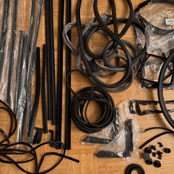 Mercedes-Benz C126 SEC Body Sealing Set