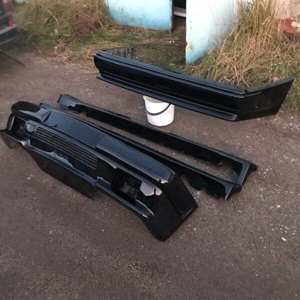 Original AMG W124 Gen I Body Kit