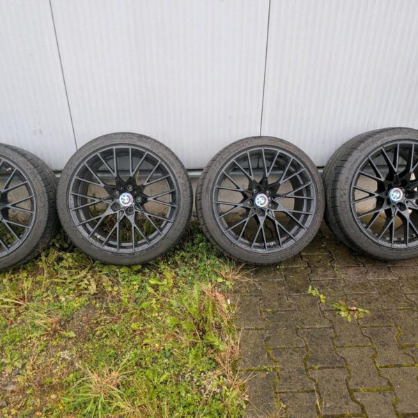 BMW Style 788M 19-inch alloy wheels