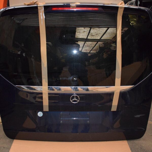 Mercedes-Benz V-Class W447 tailgate - New Arrivals