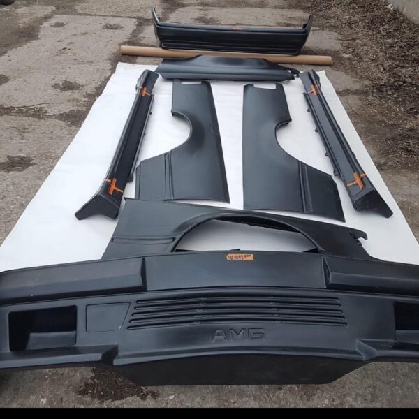AMG C124 Coupe Widebody Kit