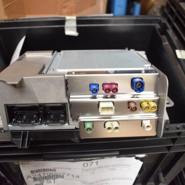 Mercedes COMAND Unit – Sprinter W907 / W118 / W243 / W247 – OEM - New Arrivals - Mercedes-Benz