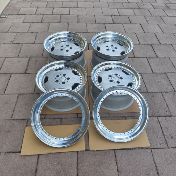 Staggered 3-Piece 17″ AMG Aero III Wheels