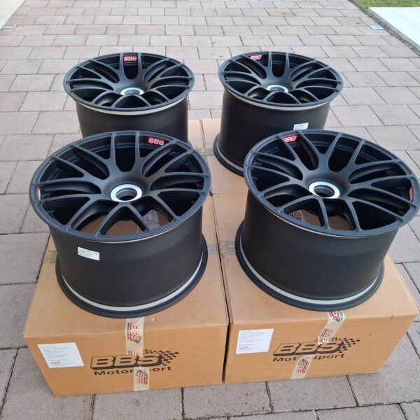 Forged Magnesium 18 Mercedes-AMG GT3 Wheels