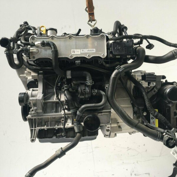 VW Golf Sportvan CHP engine