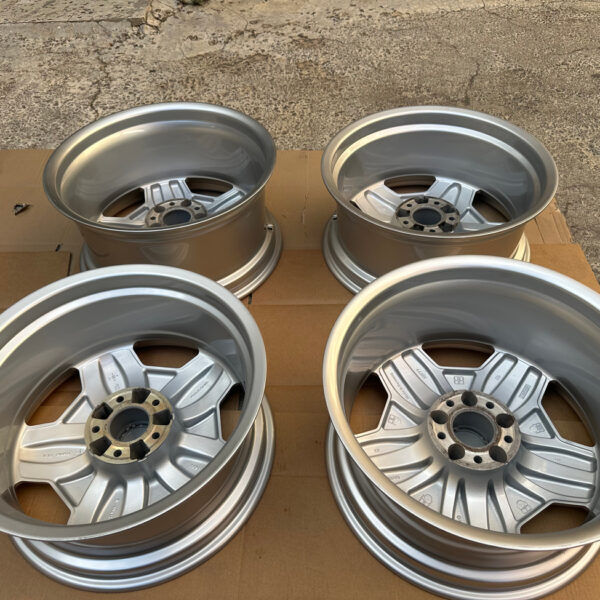 Staggered 18″ AMG Aero II Monoblock Wheels