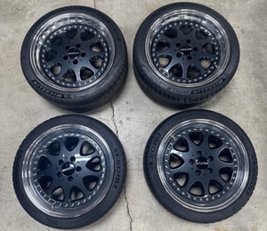 Staggered 3-Piece 18″ BRABUS Monoblock III Wheels & Tires