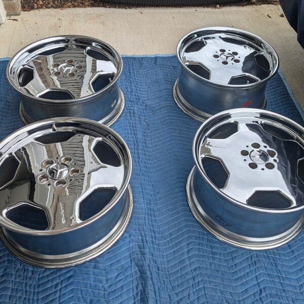 Staggered 19″ AMG Aero II Monoblock Wheels for W140