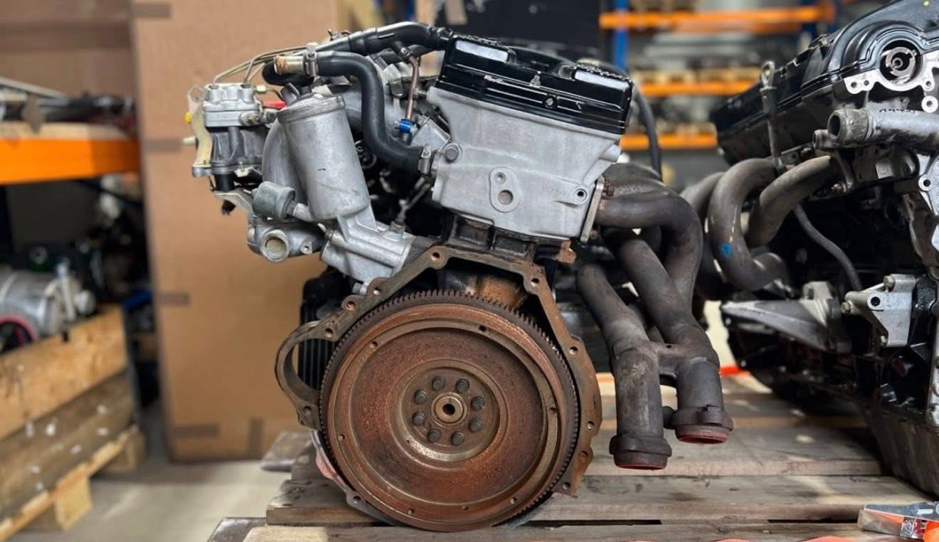 Mercedes benz 190e engine - Image 6
