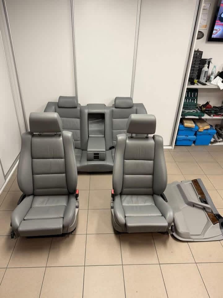 BMW e34 interior - Image 2