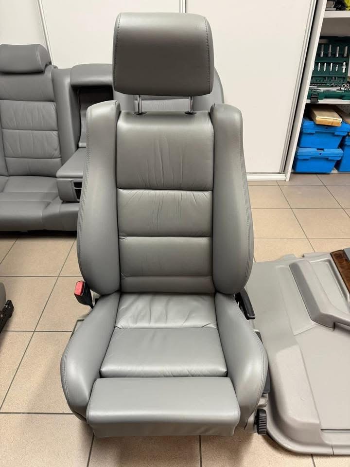 BMW e34 interior - Image 5